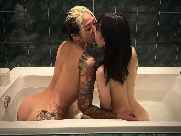 Ảnh 8 của Bé Thủy Tạ chê anh Blacka cu bé nên đi bú bóng chơi some (Full Clip + Pic)