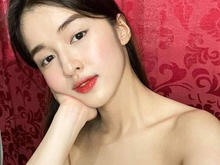 Ảnh 2 của Bóp vú đụ em người yêu xinh cực sướng