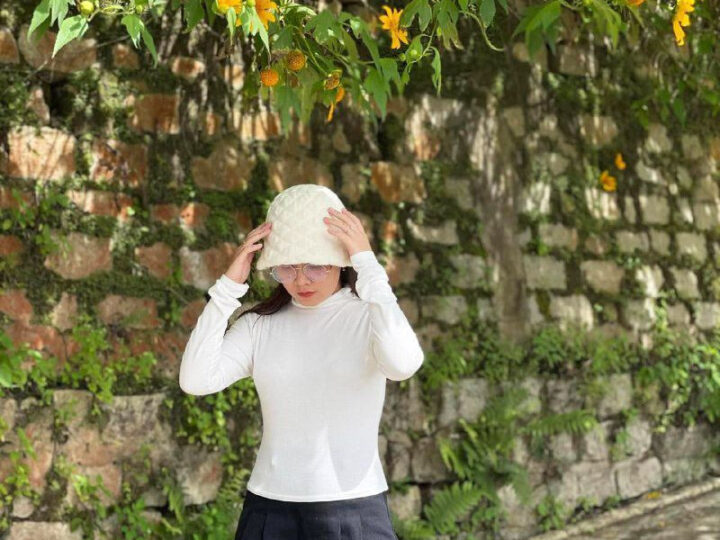 Ảnh 25 của Cặp đôi thích đụ public chịch nhau trước cửa phòng trọ – Phần 2
