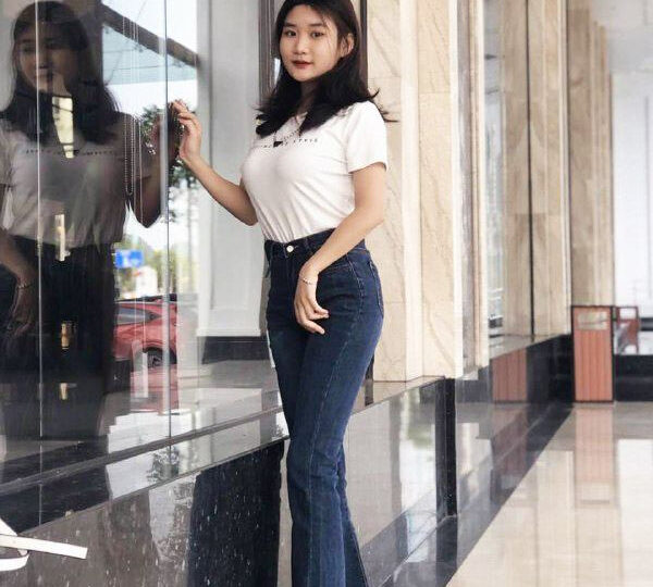 Ảnh 5 của Chồng địt nát lồn vợ đi vợ sướng vợ đái ra mất