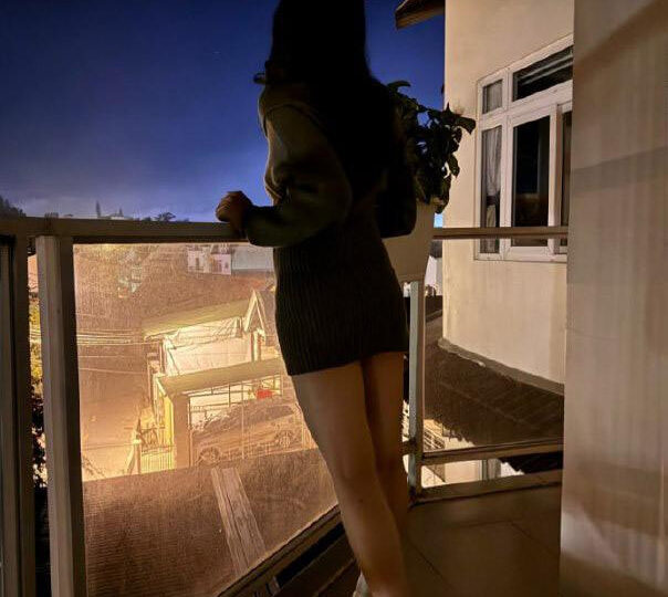 Ảnh 6 của Clip sex vkcklananh9496 doggy trong thang máy