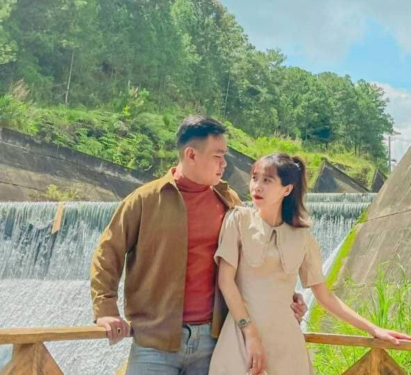 Ảnh 2 của Lộ clip sex cặp vợ chồng đụ khẩu dâm trên ghế tình yêu