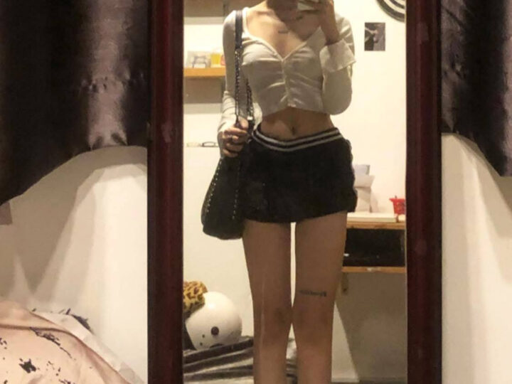 Ảnh 1 của Lộ clip sex Hot IG Nguyễn Uyên Trang 40k follow (Full Clip + Pic)