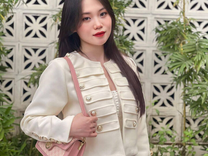 Ảnh 12 của Vừa địt vừa vỗ bím làm em sưng lồn (Full Clip + Pic)