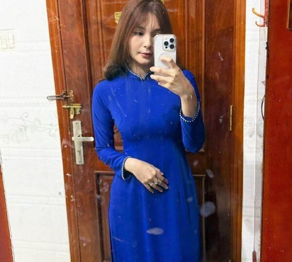 Ảnh 10 của Lộ clip sex cặp vợ chồng đụ nhau cạnh cửa kính cho người khác thấy (Full Clip + Pic) – Phần 2 (Hết)