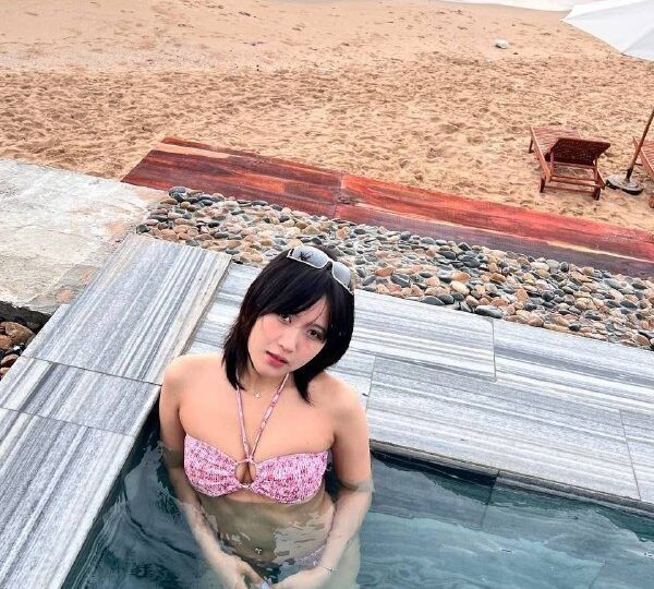 Ảnh 2 của Lộ clip sex gái xinh làm bồn chứa tinh cho anh địt (Full Clip + Pic) – P3